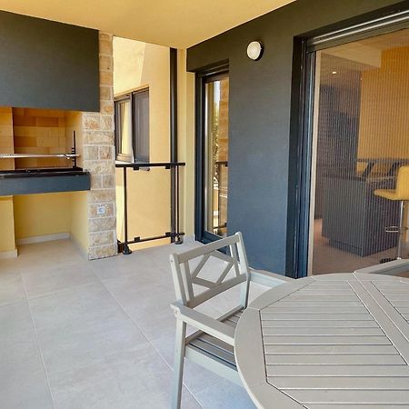 Ferienwohnung Mit Beheiztem Pool, 60 M Vom Strand Maslenica Buitenkant foto