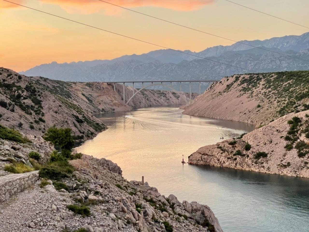 Ferienwohnung Mit Beheiztem Pool, 60 M Vom Strand Maslenica Buitenkant foto